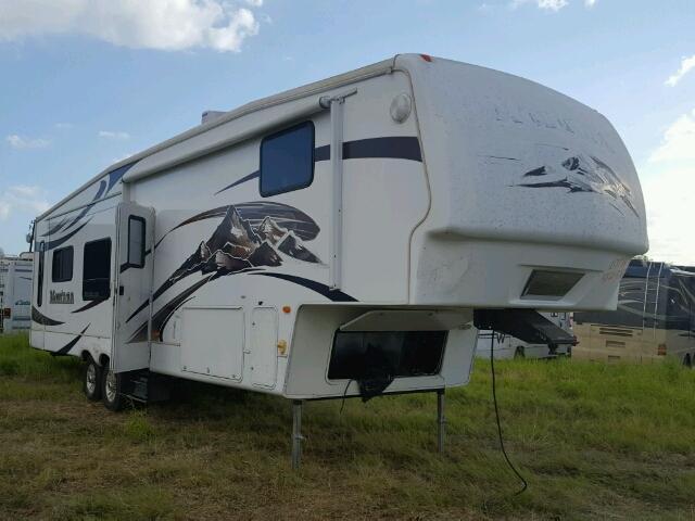 4YDF3402X84702029 - 2008 KEYSTONE MONTANA WHITE photo 1