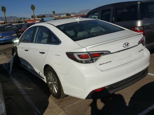 KMHE24L11HA054078 - 2017 HYUNDAI SONATA HYB WHITE photo 3