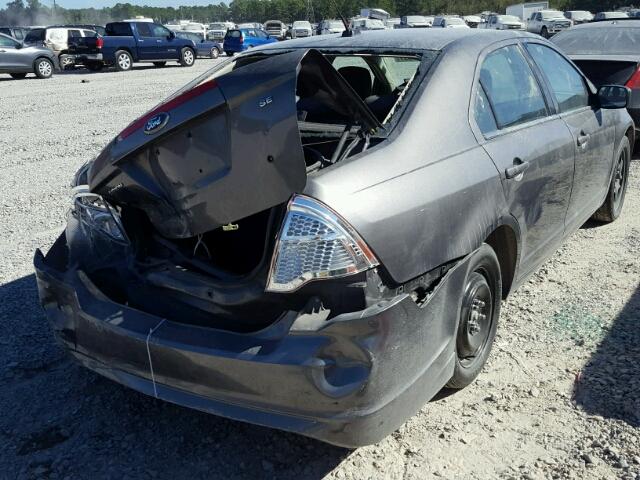 3FAHP0HA1AR424192 - 2010 FORD FUSION SE GRAY photo 4