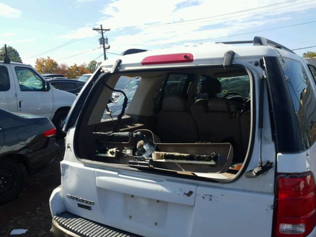 1FMZU74K03UB12130 - 2003 FORD EXPLORER E WHITE photo 9