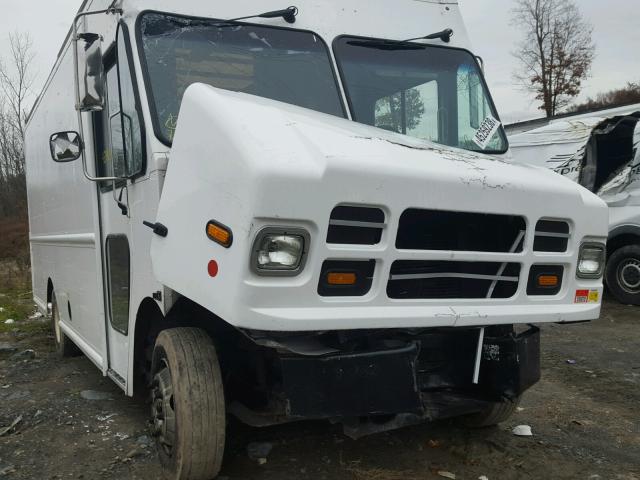 4UZAARDU5ECFK8432 - 2014 FREIGHTLINER CHASSIS M WHITE photo 10