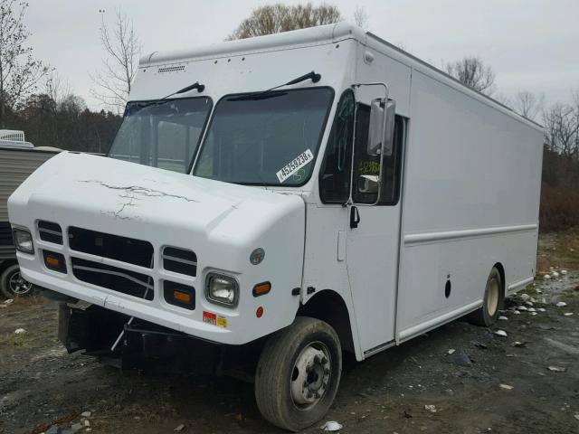 4UZAARDU5ECFK8432 - 2014 FREIGHTLINER CHASSIS M WHITE photo 2