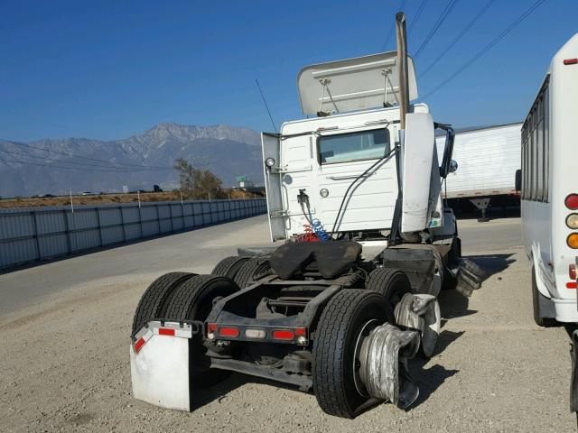 4V4NC9EG7BN532556 - 2011 VOLVO VN VNL WHITE photo 4