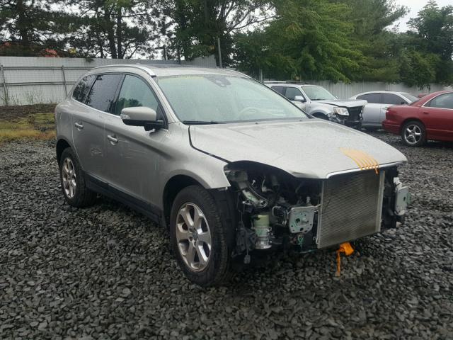 YV4940DZ2D2452477 - 2013 VOLVO XC60 3.2 SILVER photo 1