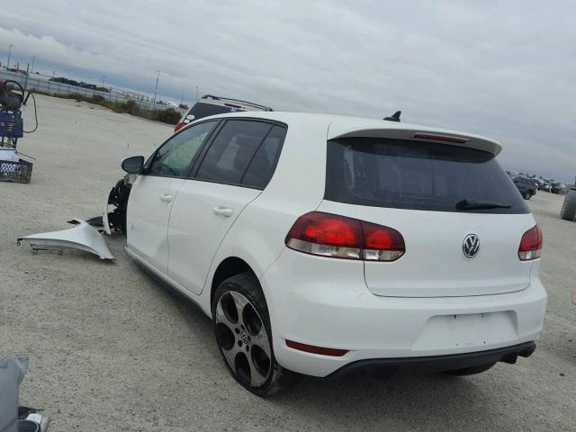 WVWGD7AJ2BW113628 - 2011 VOLKSWAGEN GTI WHITE photo 3