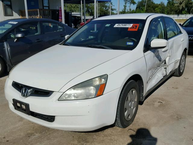 1HGCM55495A087779 - 2005 HONDA ACCORD LX WHITE photo 2