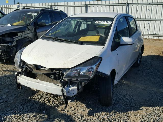 VNKKTUD32FA037749 - 2015 TOYOTA YARIS WHITE photo 2