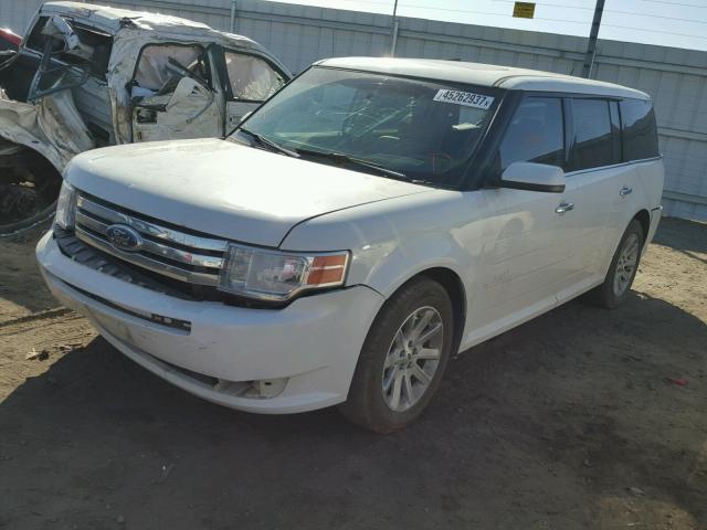 2FMGK5CC6BBD31593 - 2011 FORD FLEX SEL WHITE photo 2