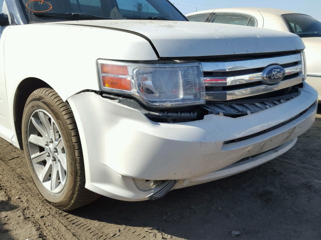 2FMGK5CC6BBD31593 - 2011 FORD FLEX SEL WHITE photo 9