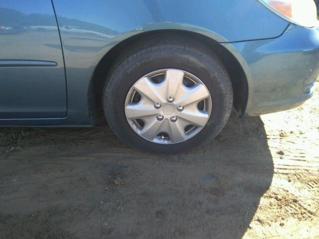 4T1BE32K74U873331 - 2004 TOYOTA CAMRY LE ლურჯი ფოტო 9