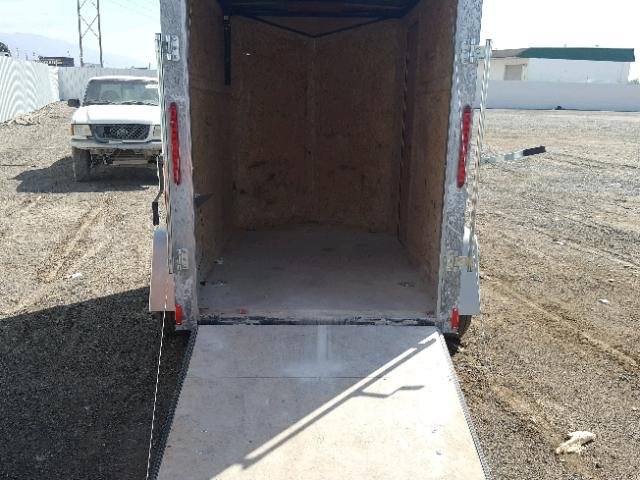 53BLTE811JT019852 - 2018 UTILITY TRAILER BEIGE photo 5