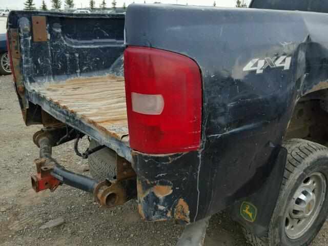 1GCHK236X7F555294 - 2007 CHEVROLET SILVERADO BLUE photo 9