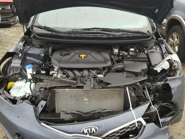 KNAFX4A84E5229435 - 2014 KIA FORTE EX BLUE photo 7