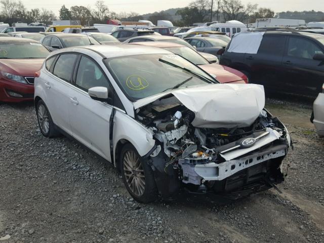 1FAHP3M28CL256598 - 2012 FORD FOCUS SEL WHITE photo 1