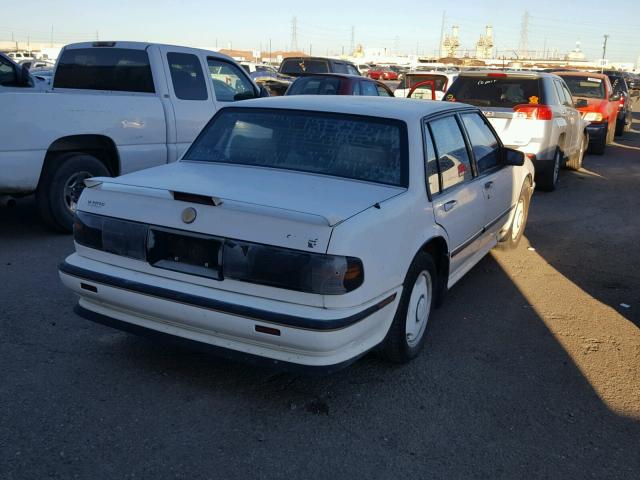 1G2HY54C8L1229736 - 1990 PONTIAC BONNEVILLE WHITE photo 4