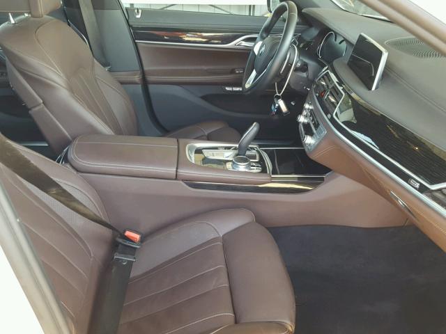 WBA7E2C58GG548393 - 2016 BMW 740 WHITE photo 5