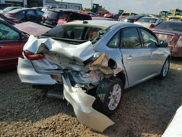 1FADP3F24FL207396 - 2015 FORD FOCUS SE SILVER photo 4