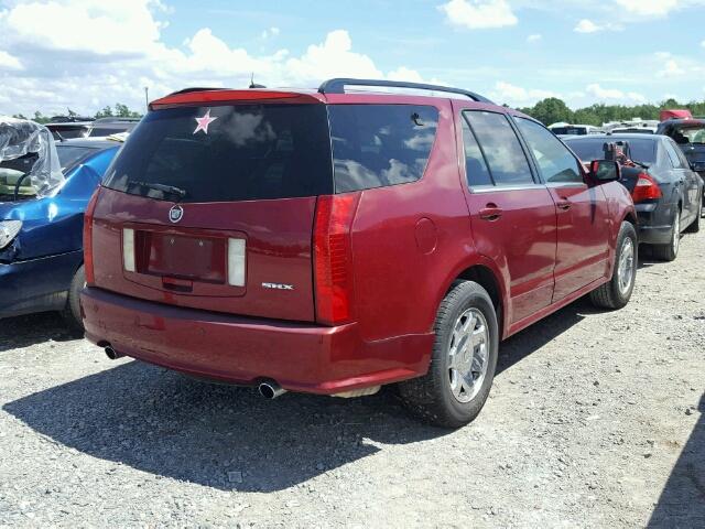 1GYEE637X50100255 - 2005 CADILLAC SRX RED photo 4