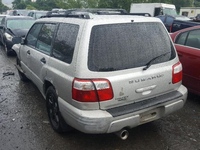 JF1SF65601H725310 - 2001 SUBARU FORESTER S 银色 照片 3