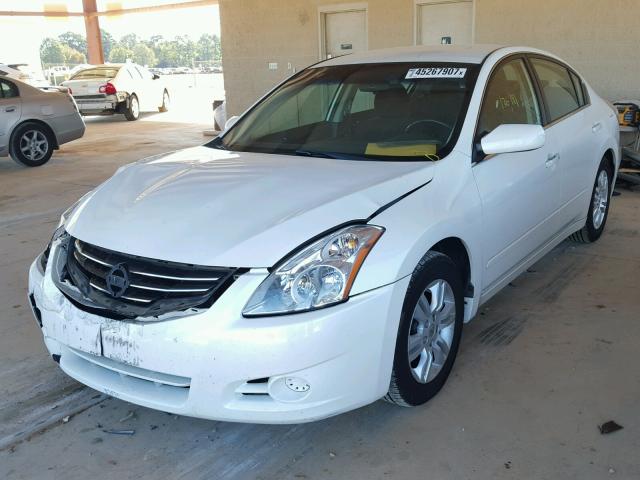 1N4AL2AP2BN456600 - 2011 NISSAN ALTIMA WHITE photo 2