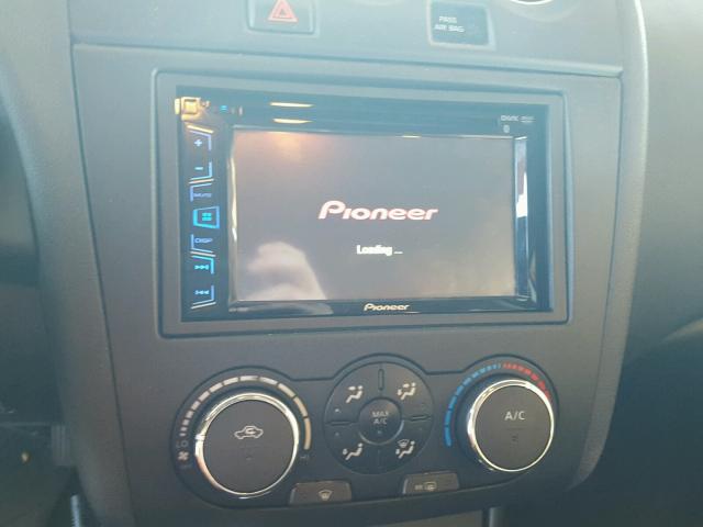 1N4AL2AP2BN456600 - 2011 NISSAN ALTIMA WHITE photo 9