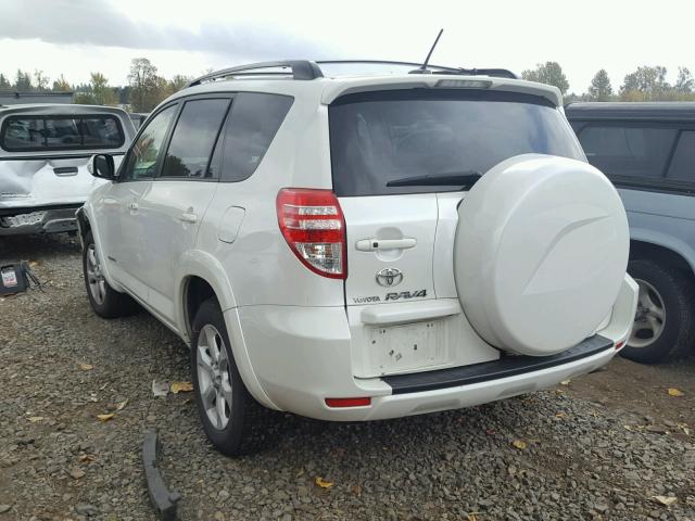 JTMDK4DV2A5088689 - 2010 TOYOTA RAV4 LIMIT WHITE photo 3