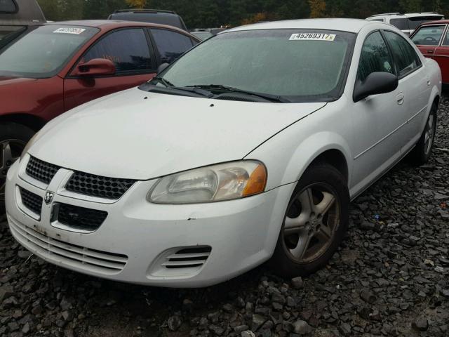 1B3EL46R26N144382 - 2006 DODGE STRATUS WHITE photo 2