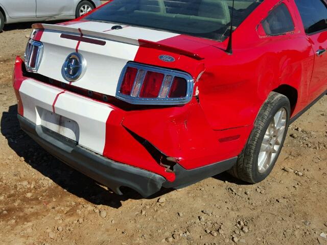 1ZVBP8AM1C5226525 - 2012 FORD MUSTANG RED photo 9