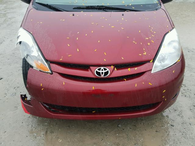 5TDZK23C18S164787 - 2008 TOYOTA SIENNA RED photo 7