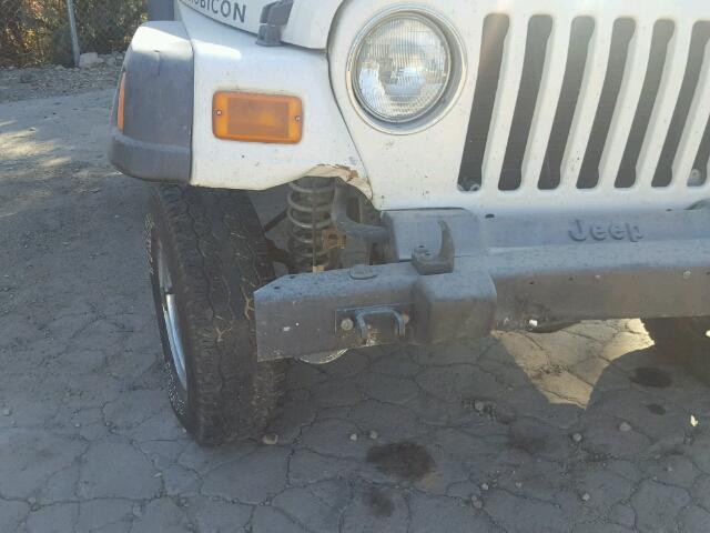 1J4FA69S56P771742 - 2006 JEEP WRANGLER / WHITE photo 9