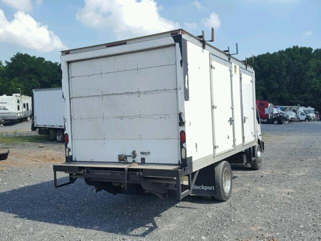 3FRLL45Z97V568402 - 2007 FORD LOW CAB FO WHITE photo 4