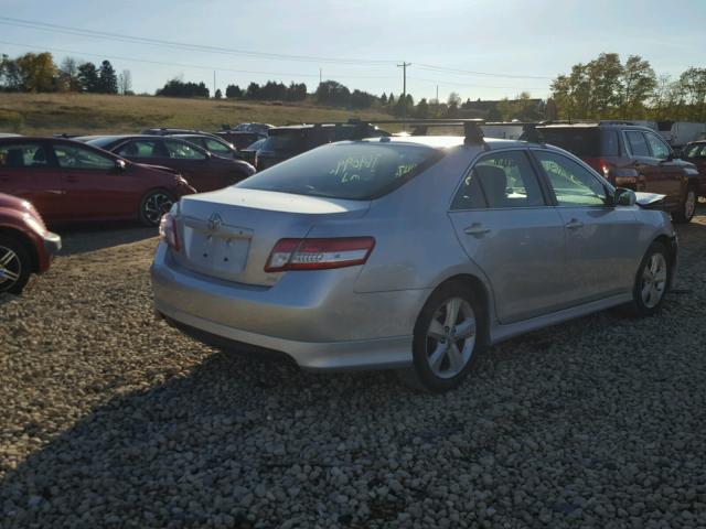 4T1BF3EK8BU584979 - 2011 TOYOTA CAMRY BASE SILVER photo 4