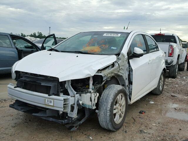 1G1JB5SH9C4174203 - 2012 CHEVROLET SONIC LS WHITE photo 2