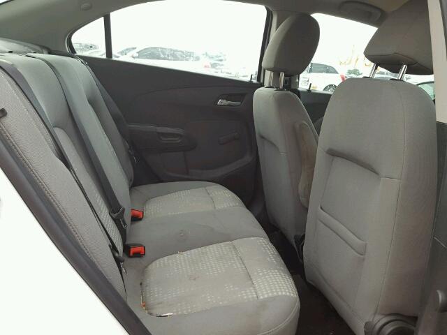 1G1JB5SH9C4174203 - 2012 CHEVROLET SONIC LS WHITE photo 6
