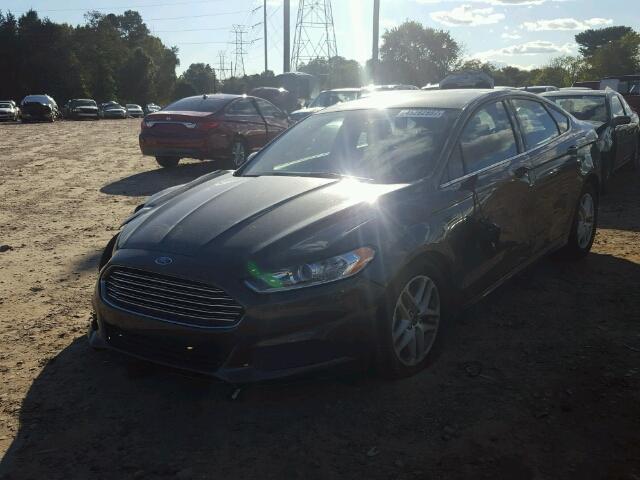 1FA6P0H71G5116429 - 2016 FORD FUSION SE CHARCOAL photo 2