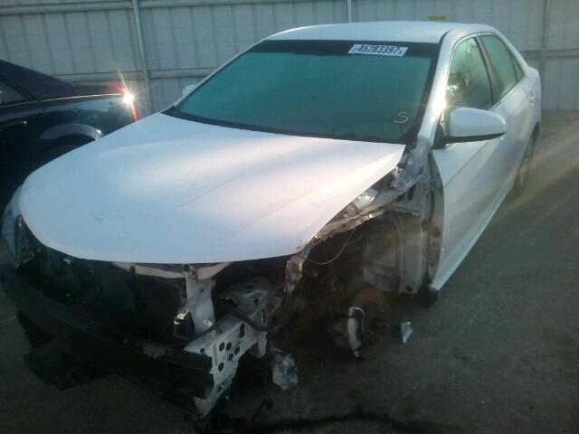 4T4BF1FK9CR200170 - 2012 TOYOTA CAMRY BASE WHITE photo 2