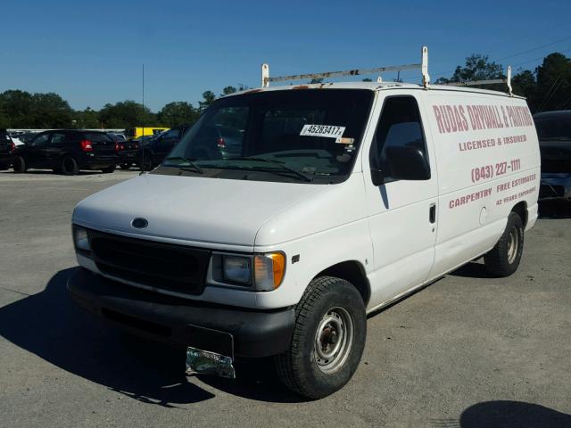 1FTRE14W9YHB38176 - 2000 FORD ECONOLINE WHITE photo 2