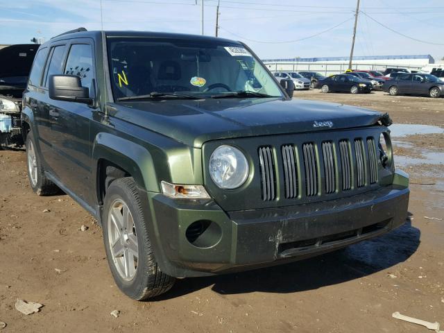 1J8FF28W28D581172 - 2008 JEEP PATRIOT SP GREEN photo 1