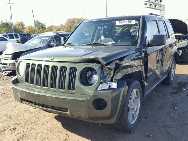 1J8FF28W28D581172 - 2008 JEEP PATRIOT SP GREEN photo 2