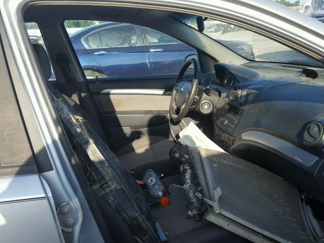 KL1TD6DE8AB099481 - 2010 CHEVROLET AVEO LS SILVER photo 5