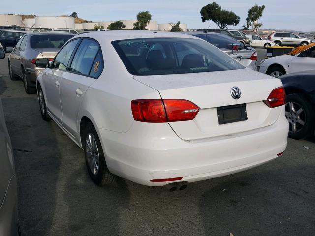 3VW2K7AJ0DM379276 - 2013 VOLKSWAGEN JETTA BASE 白色 照片 3