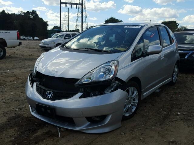 JHMGE8H53BS005357 - 2011 HONDA FIT SPORT SILVER photo 2