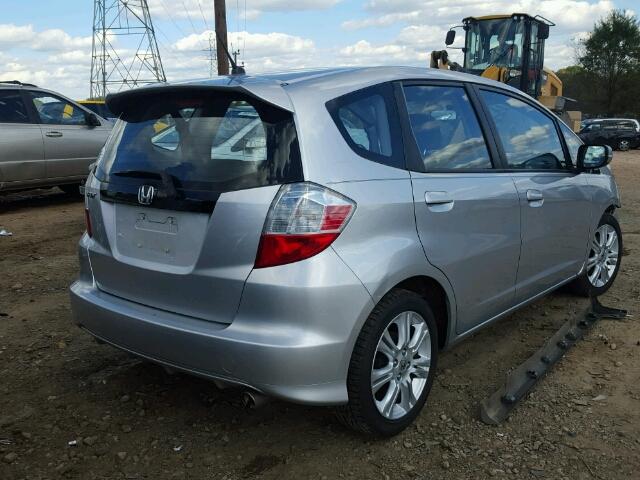 JHMGE8H53BS005357 - 2011 HONDA FIT SPORT SILVER photo 4