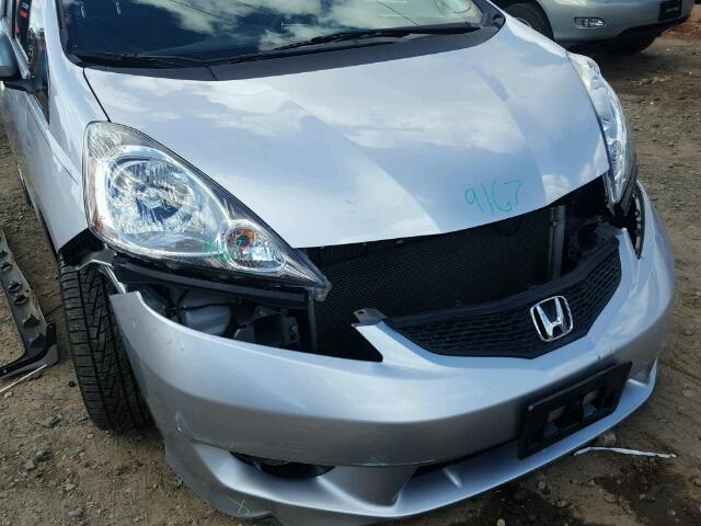 JHMGE8H53BS005357 - 2011 HONDA FIT SPORT SILVER photo 9