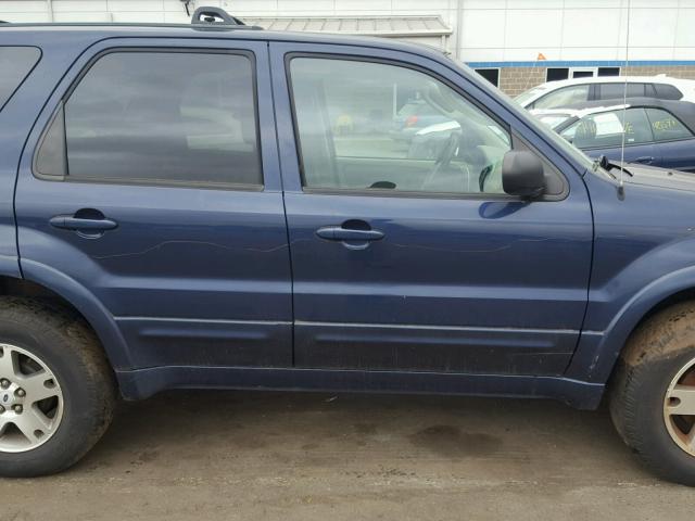 1FMCU94143KD49675 - 2003 FORD ESCAPE BLUE photo 9