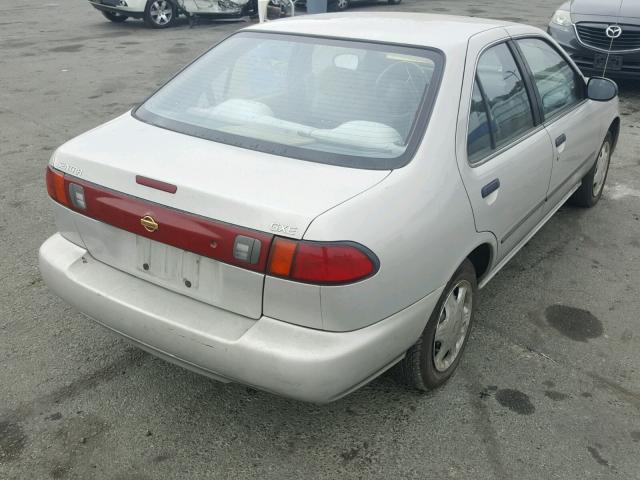 3N1AB41D9WL052653 - 1998 NISSAN SENTRA XE SILVER photo 4