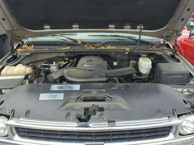 1GNEC16Z94J176707 - 2004 CHEVROLET SUBURBAN C TAN photo 7