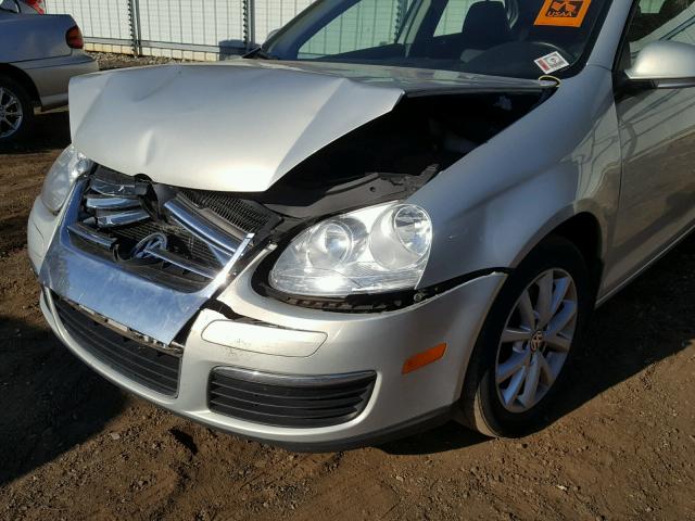 3VWRX7AJ7AM119291 - 2010 VOLKSWAGEN JETTA SE GOLD photo 9