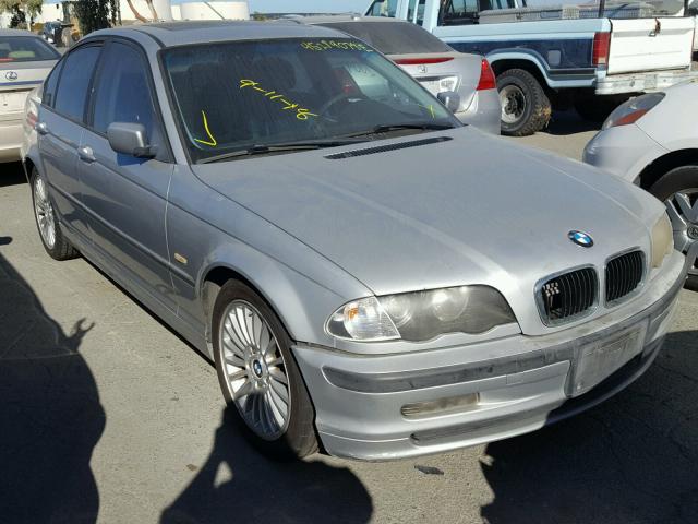 WBAAM3330YCD57219 - 2000 BMW 323 I SILVER photo 1