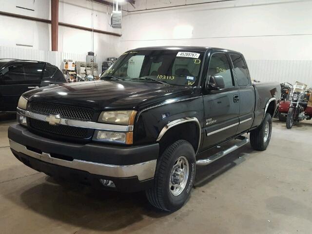 1GCHK29163E103113 - 2003 CHEVROLET SILVERADO BLACK photo 2